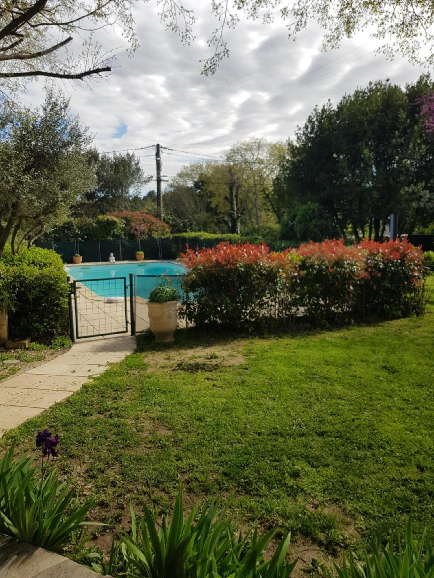 Cap Au Sud Sweet Home Nîmes Eksteriør bilde